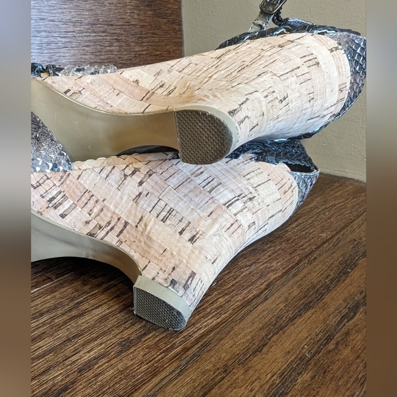Naughty monkey cork wedge block heel Size 8.5 - Picture 13 of 15